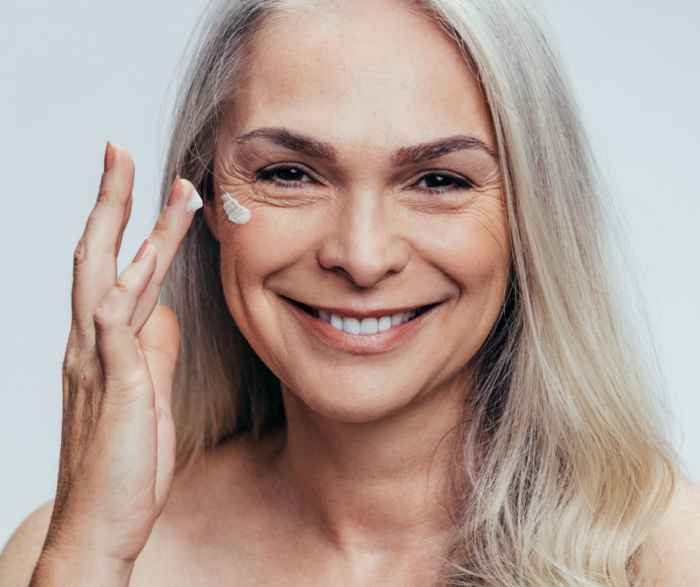 How to Deeply Hydrate Dry, Aging Skin